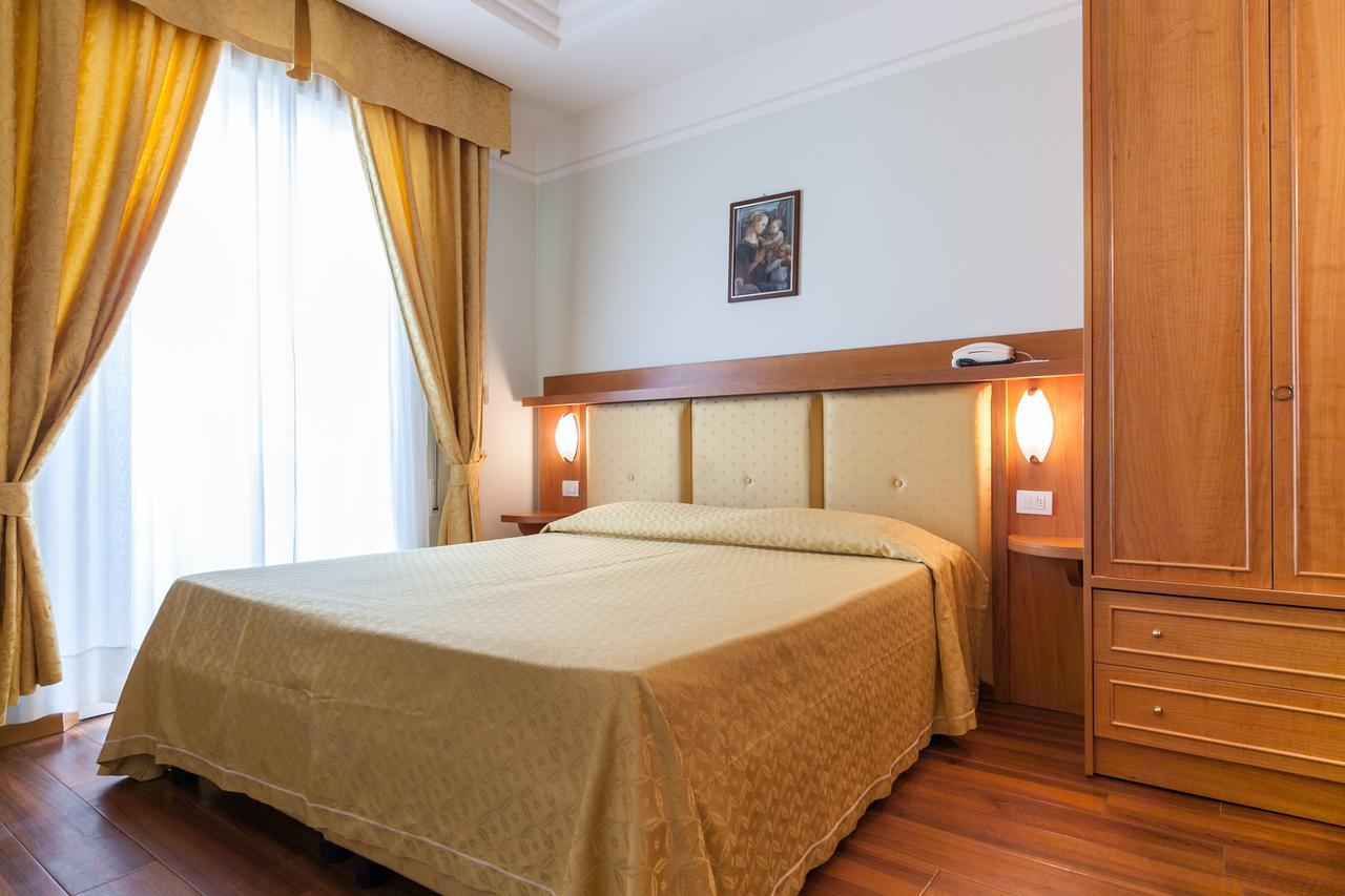 Hotel Astor Rimini Exterior foto